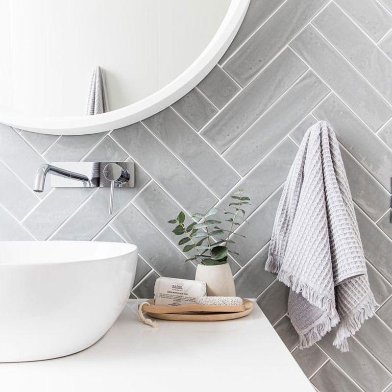 Ốp tường gạch dạng xương cá