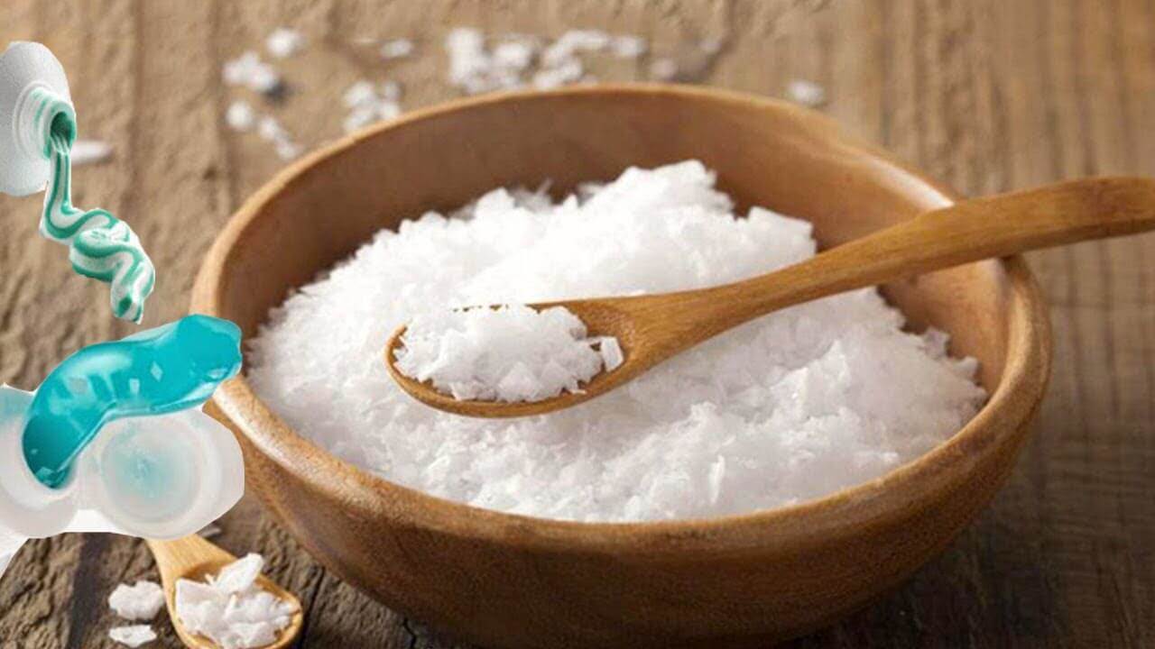 su-dung-muoi-kem-danh-dang-tay-trang sử dụng muốn và kem đánh răng để tẩy trắng