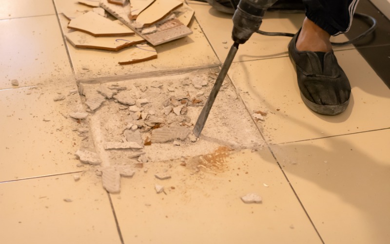 Cách xử lý gạch bị phồng nhưng chưa bị vỡ hoặc bong tách